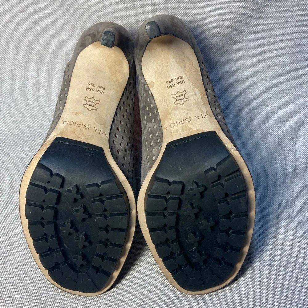 VIA SPIGA Tasa Perforated Lug Sole Slingback Heels Sandals Size 8,5M